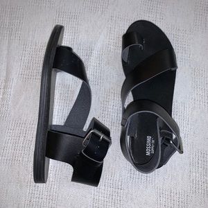 Women’s Sandals
